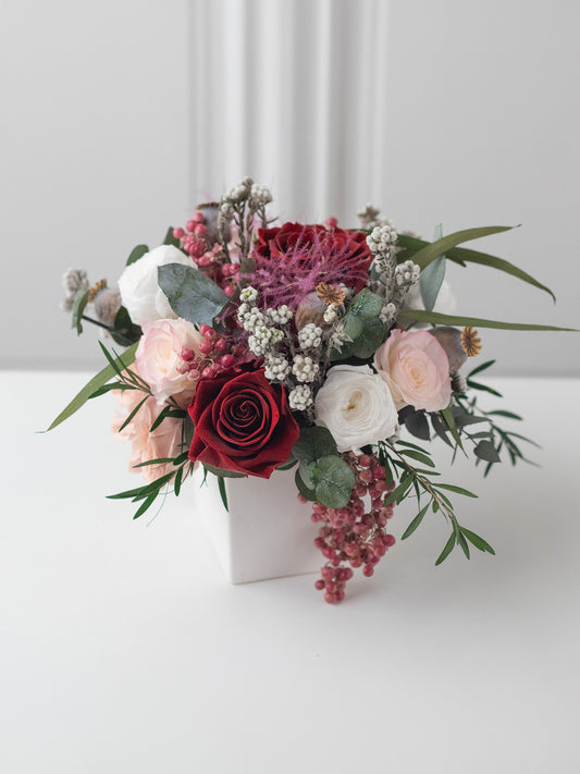 Clara - Preserved Flower Arrangement