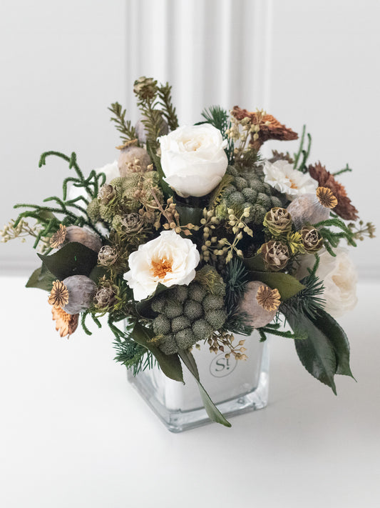 Cindy Lou Who - Preserved Flower Arrangement